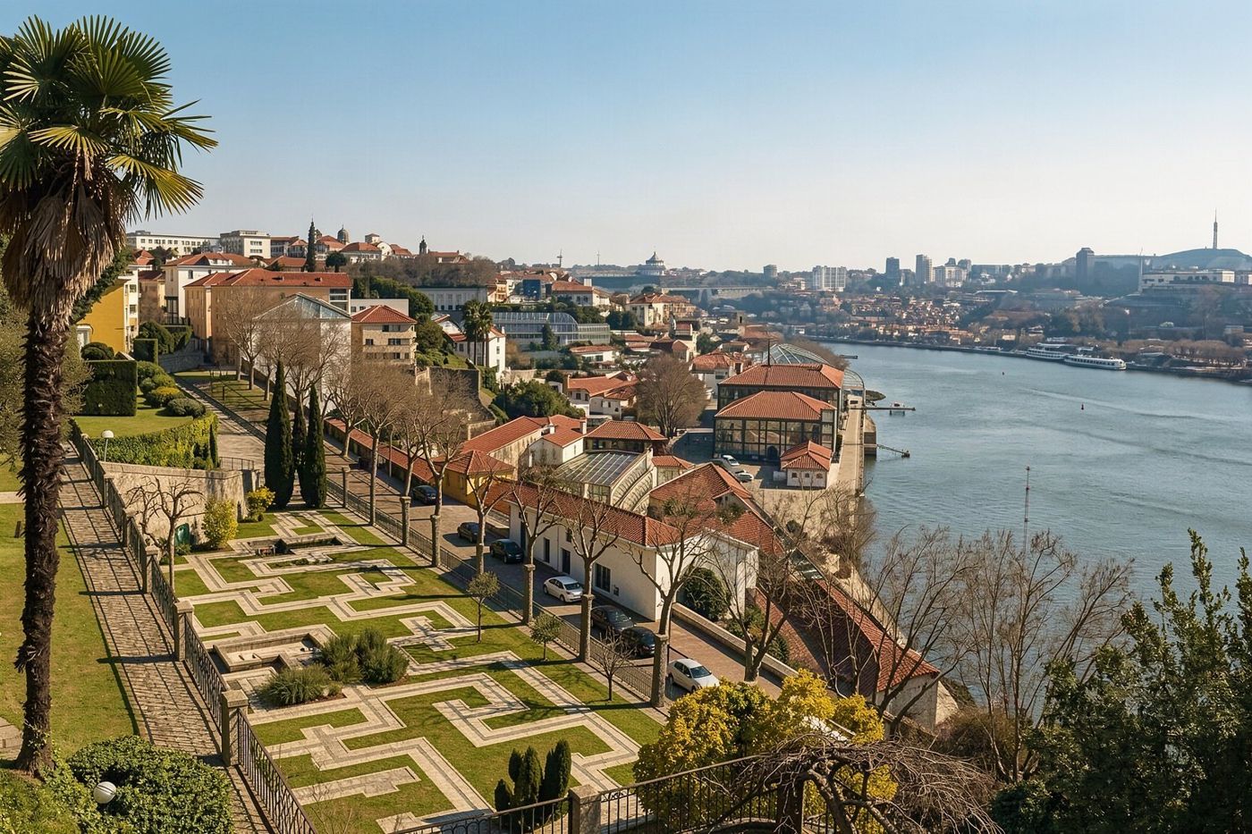 Die Gärten des Palácio de Cristal über dem Douro