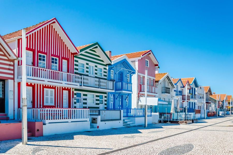 From Porto: Aveiro, Costa Nova, Válega & Senhor da Pedra