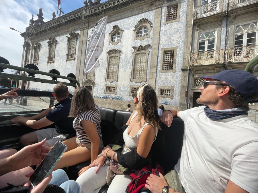 Porto from a new perspective: Historical sites & Douro views