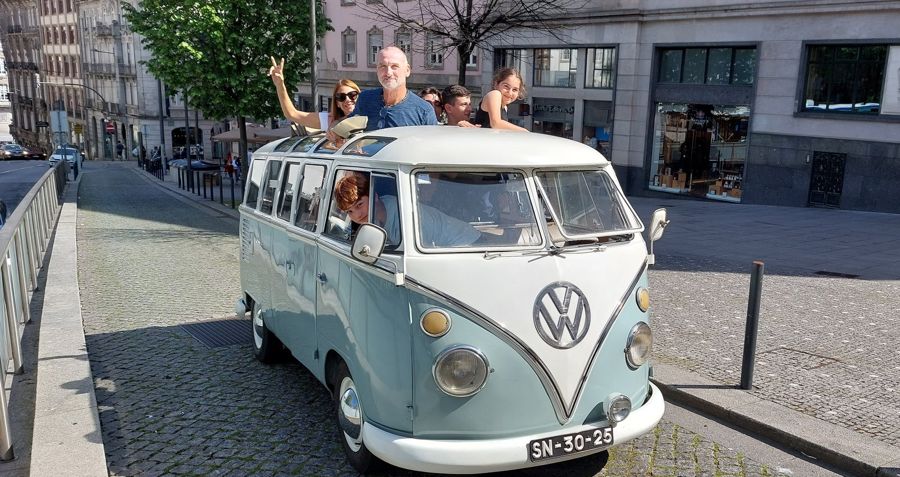 Porto: Private Sightseeing Tour by VW Kombi (2–8 People)