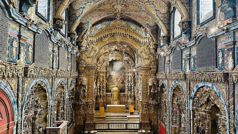The Soul of Porto: Walking Tour with Food and Wine Tasting